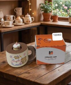 Ceramic mug with silicone lid