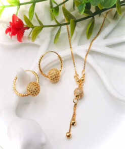 Girls necklacs & earring set