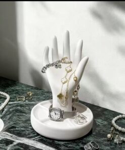 Hand jewellery organizer